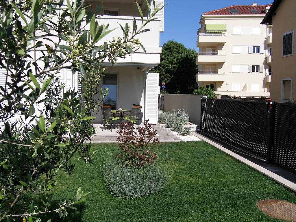 Momentum Apartment Split Exterior foto